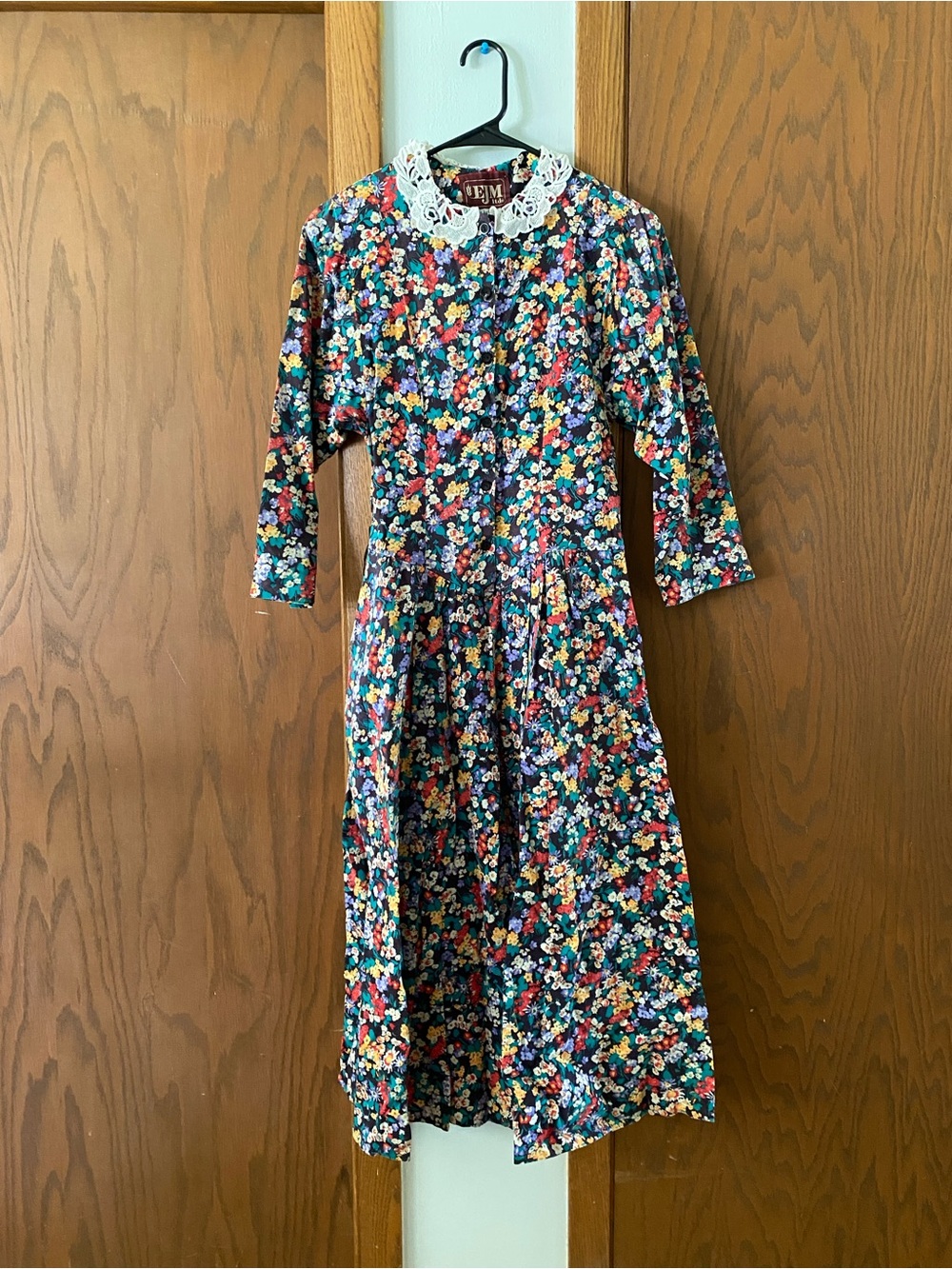 Multicolor Floral Dress with White Lace Collar